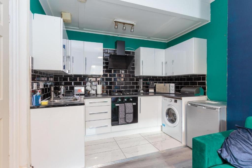 Beautiful Boutique Edinburgh Abode - Sleeps 4 Apartment Exterior foto